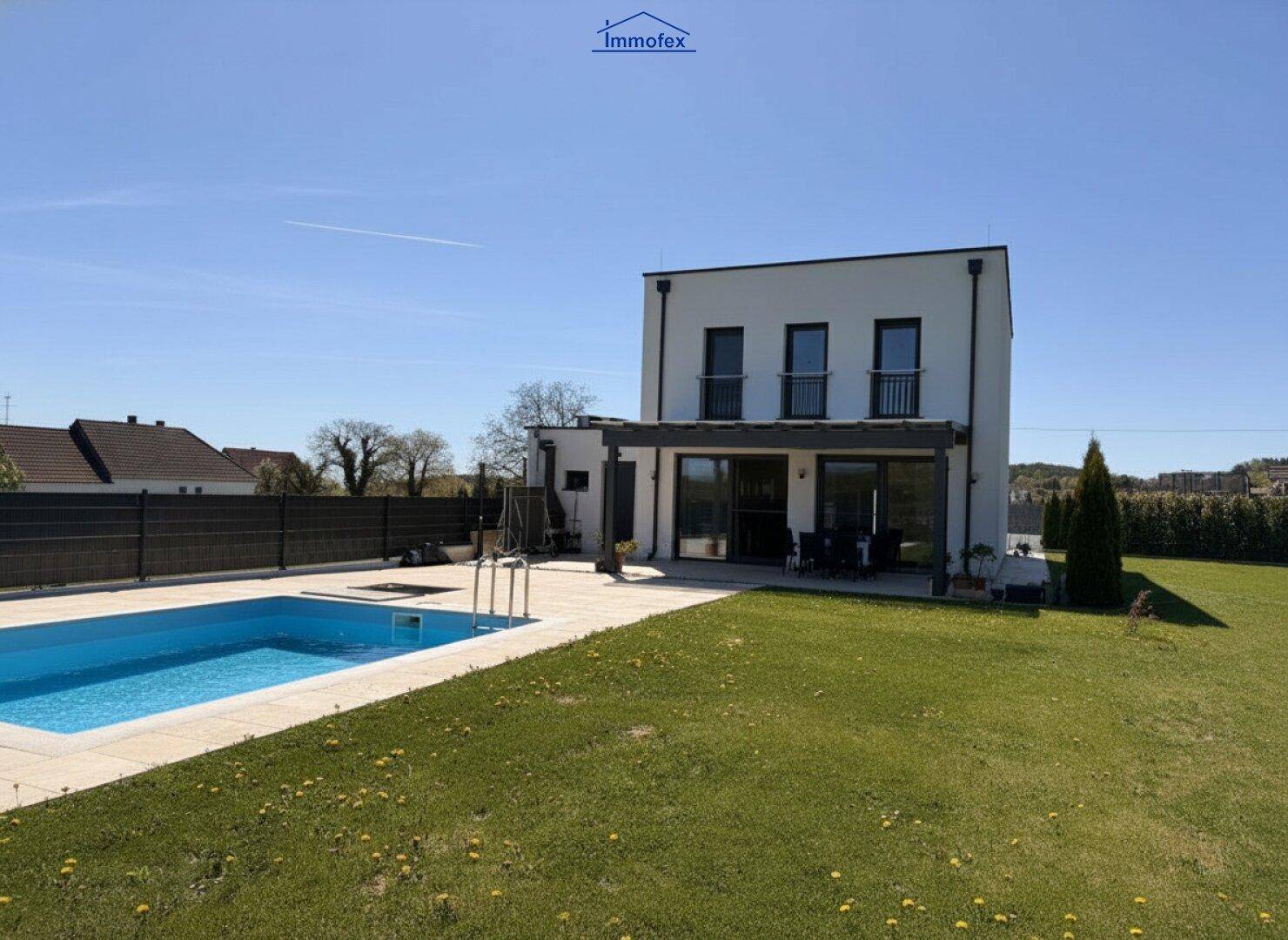 Bereit für Sommer, Sonne, Pool und traumhafte AusSICHTen ins satte Grün? Preis inkl. offener Wohnbauförderung! - Ansicht 3