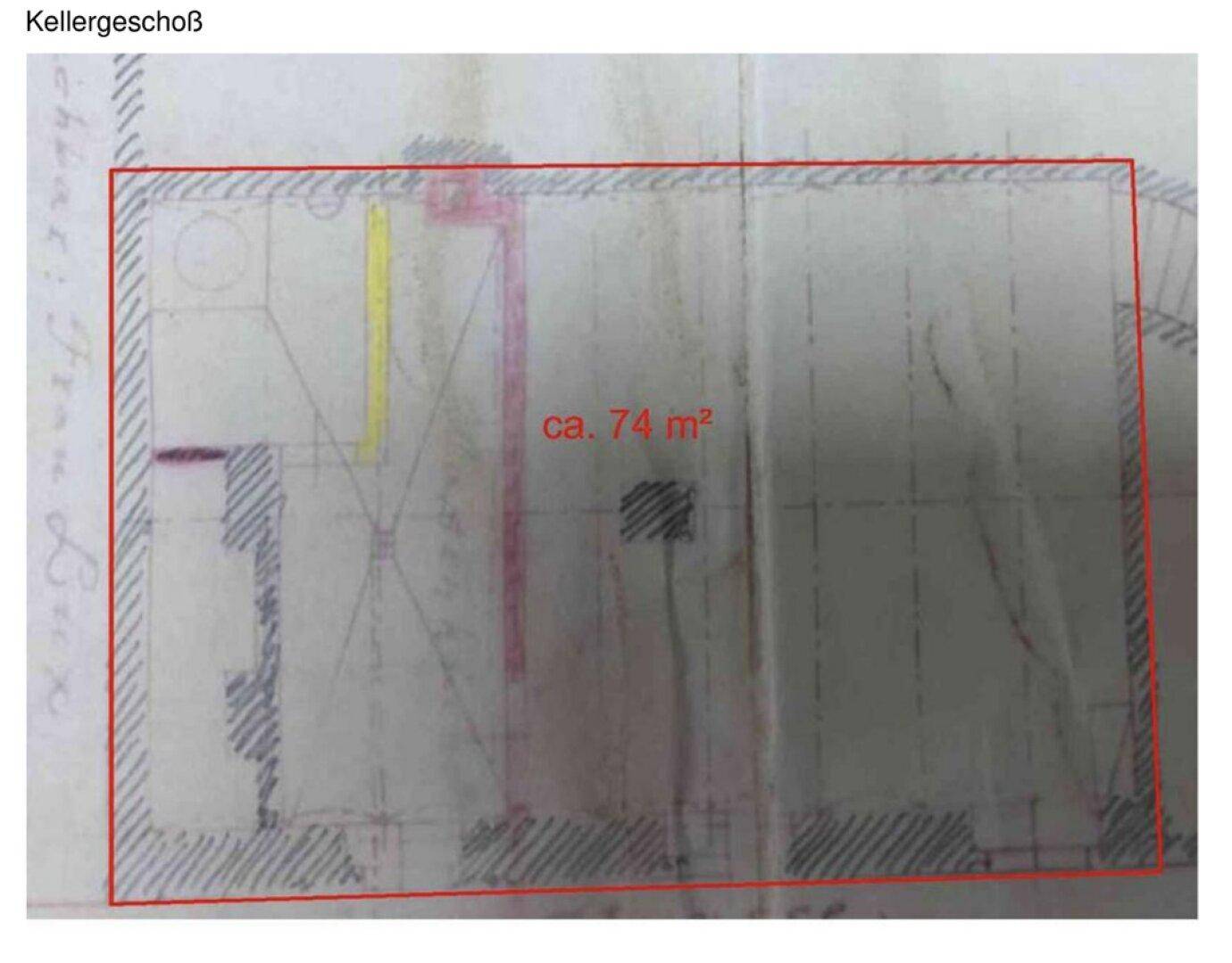 Grundriss des Kellergeschosses mit einer Fläche von circa 74 Quadratmetern.