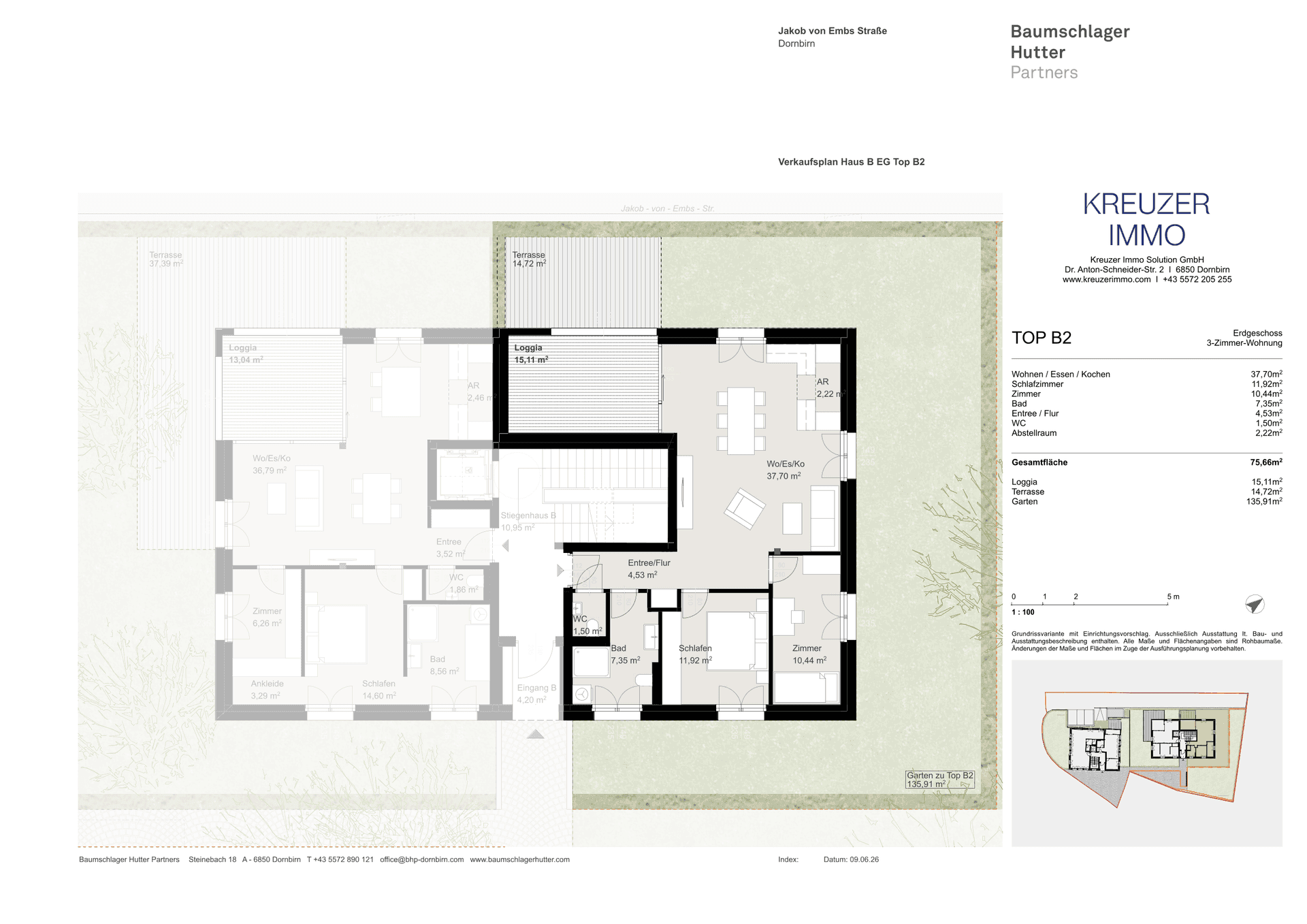 Detaillierter Grundriss der Wohnung Top B2 mit drei Schlafzimmern, offenem Wohnbereich und großzügiger Terrasse.