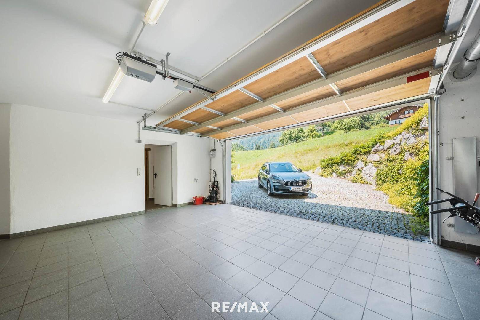 Doppelgarage