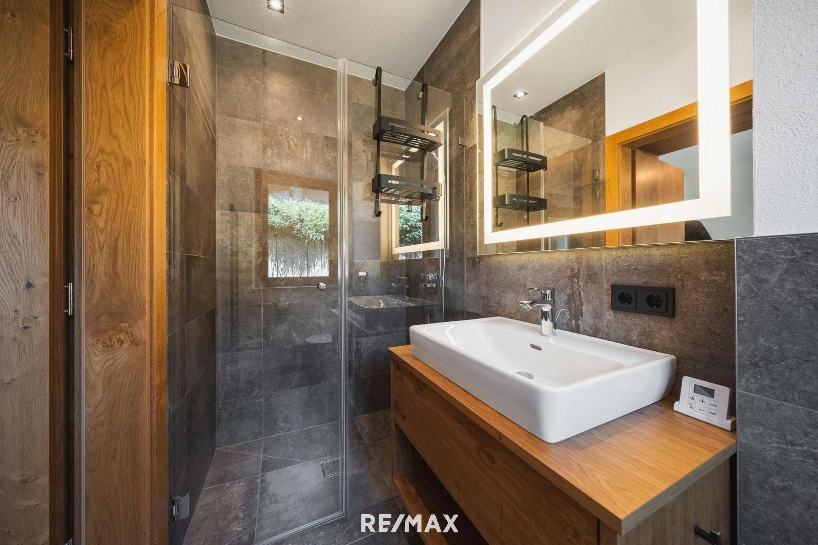 Badezimmer en suite