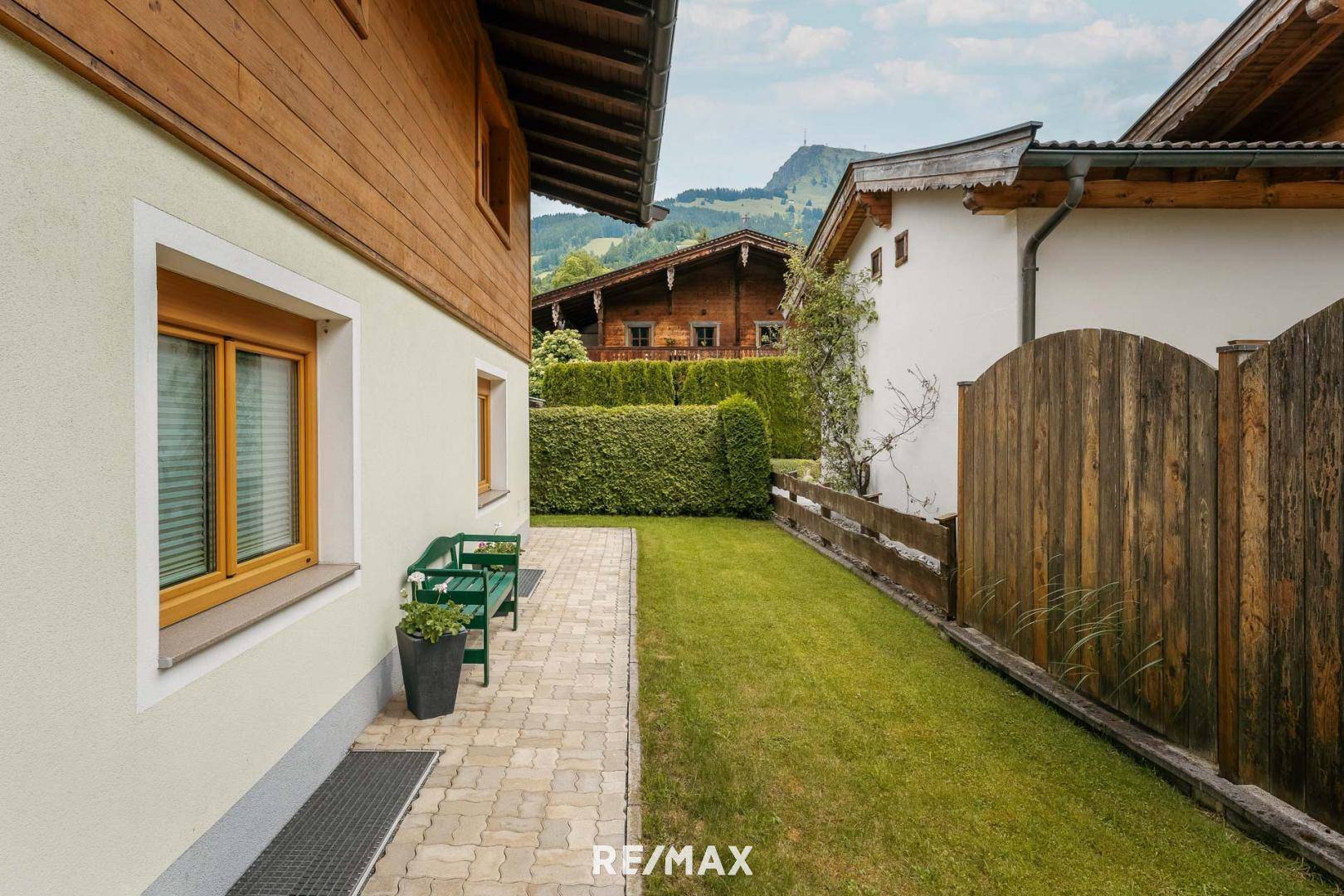 Seite Haus Garten