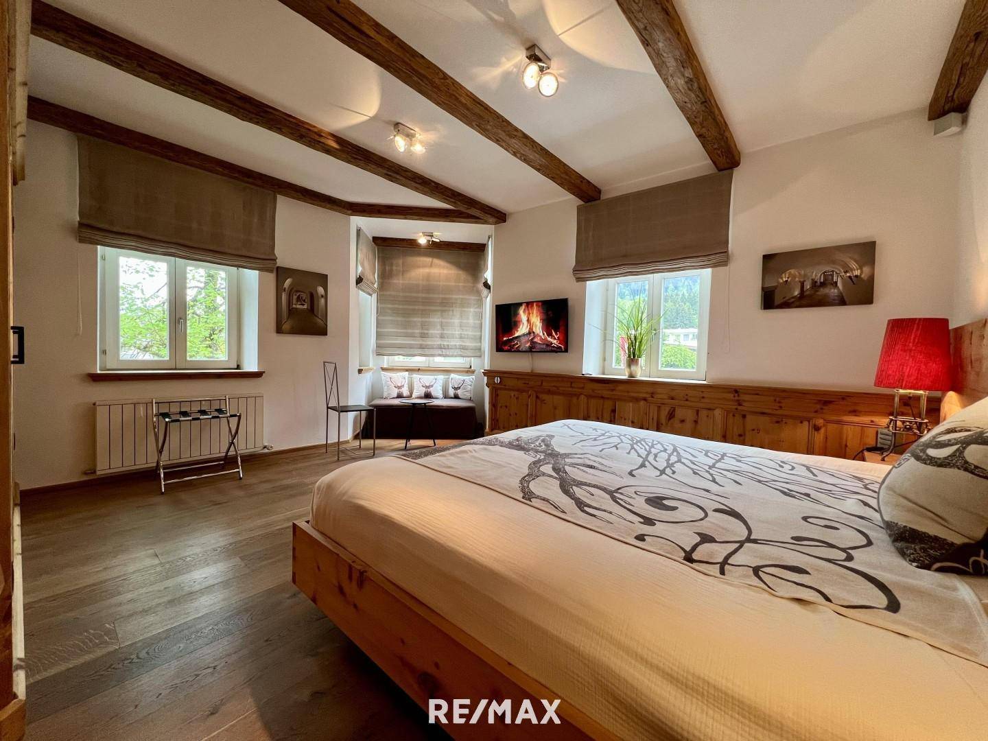 Schlafzimmer 1