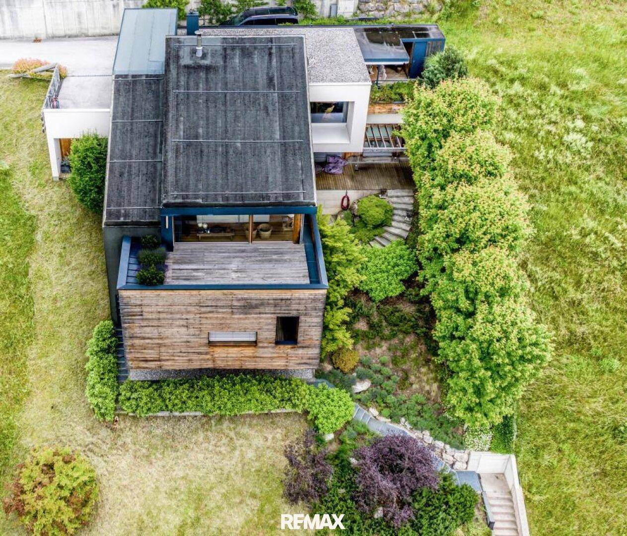 Aussergewöhnliche Architektenvilla in Panoramalage – pohled 5