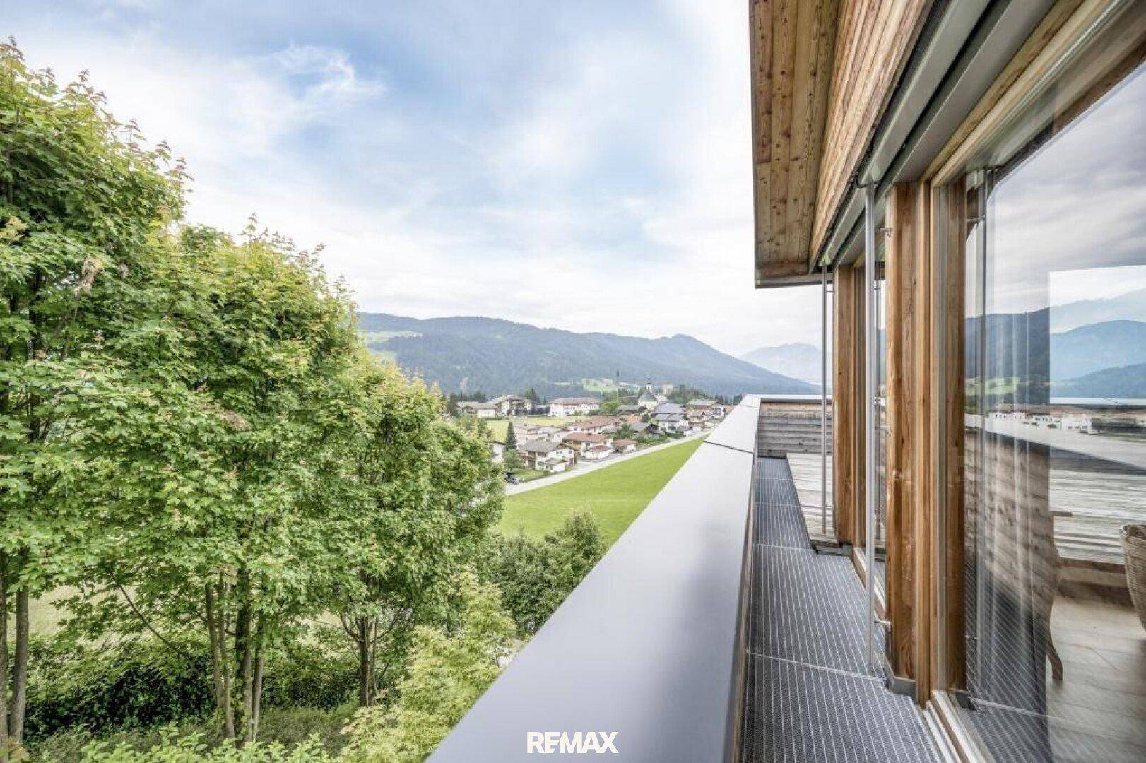 Aussergewöhnliche Architektenvilla in Panoramalage - Ansicht 4