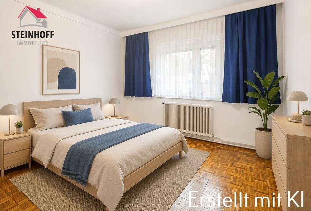 Gemütliches Schlafzimmer mit Doppelbett, Holzparkettboden und blauen Vorhängen, die einen Farbakzent setzen.