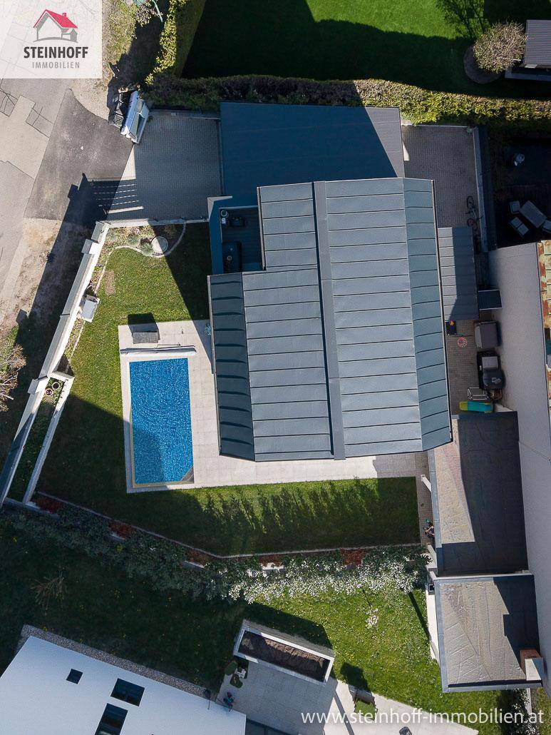 Außergewöhnliches Haus in Perchtoldsdorf - neuwertig mit Pool - wohnen bei den Weinbergen - Ansicht 2