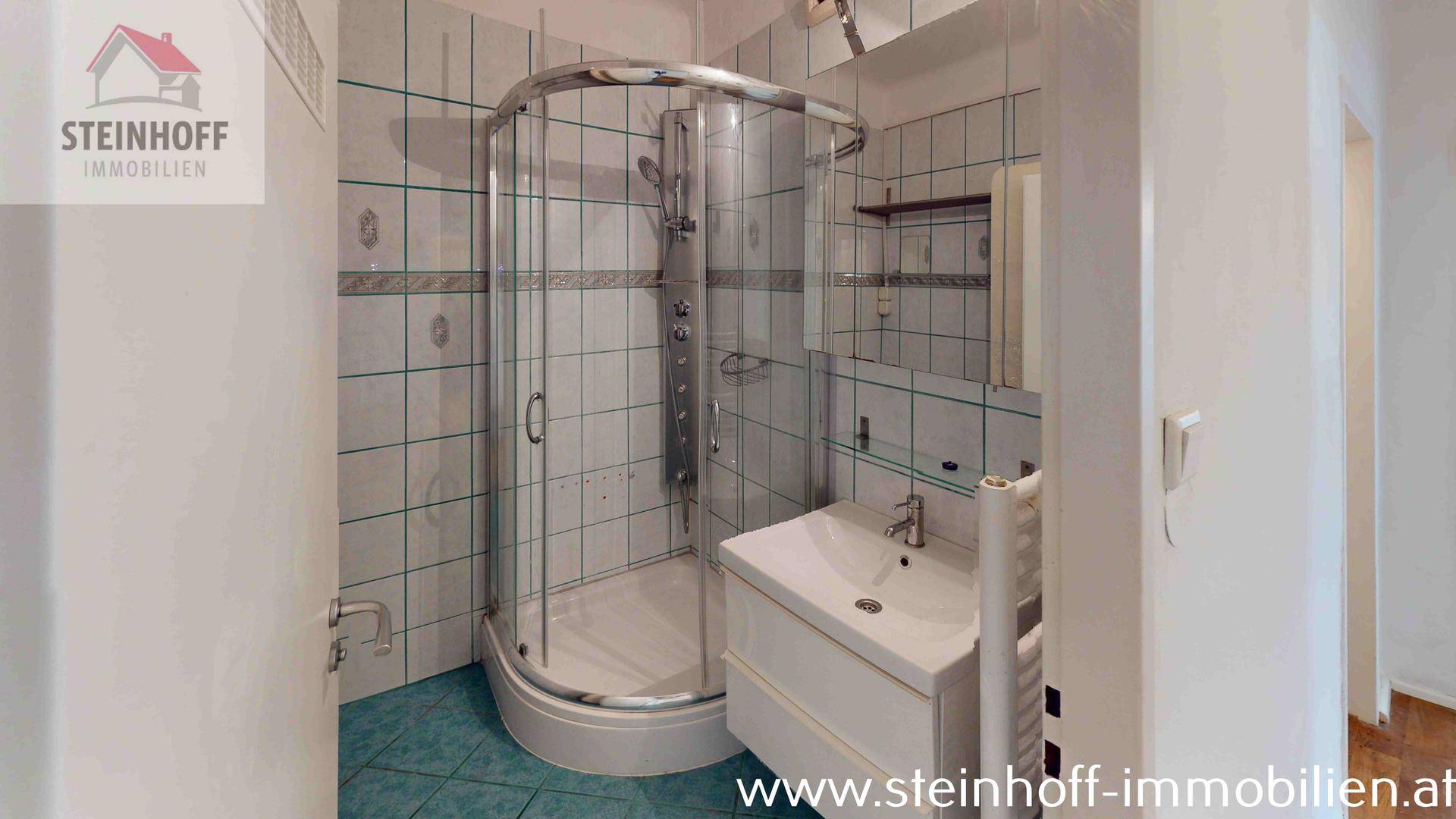 Elisenstrae-12213-Bathroom