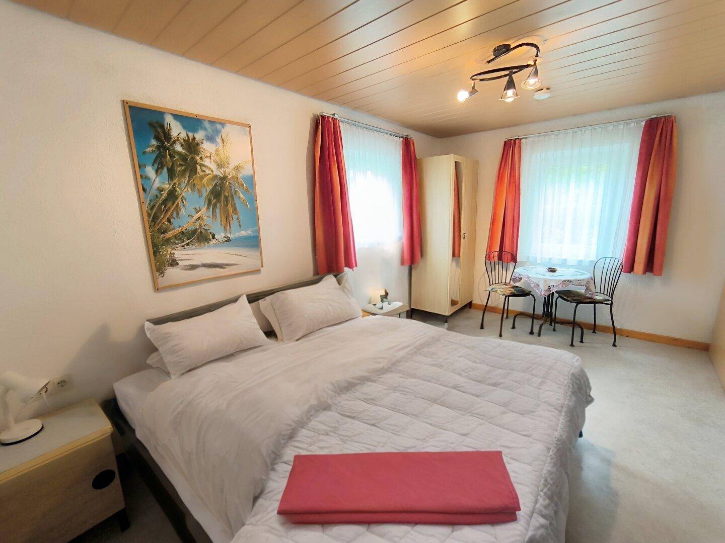 Schlafzimmer 1 EG