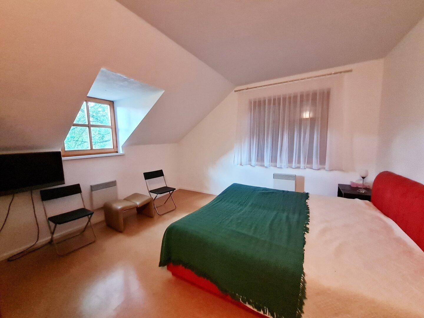 Schlafzimmer 2 OG