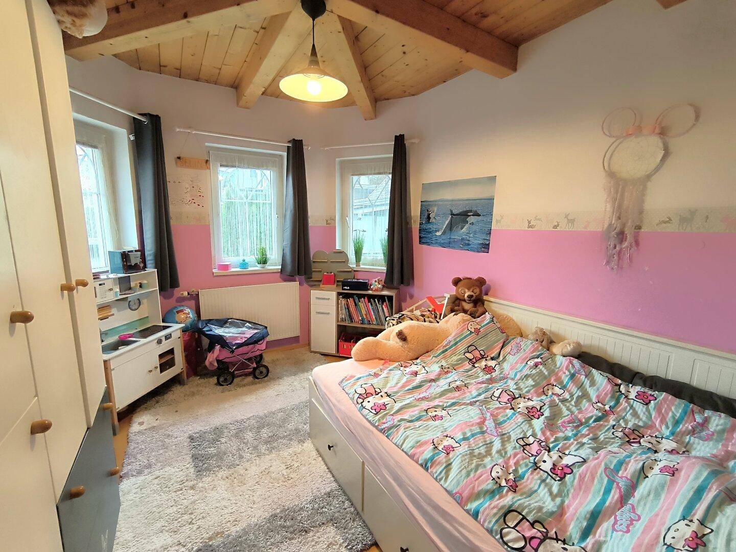 Schlafzimmer 3 Whg. 3 OG