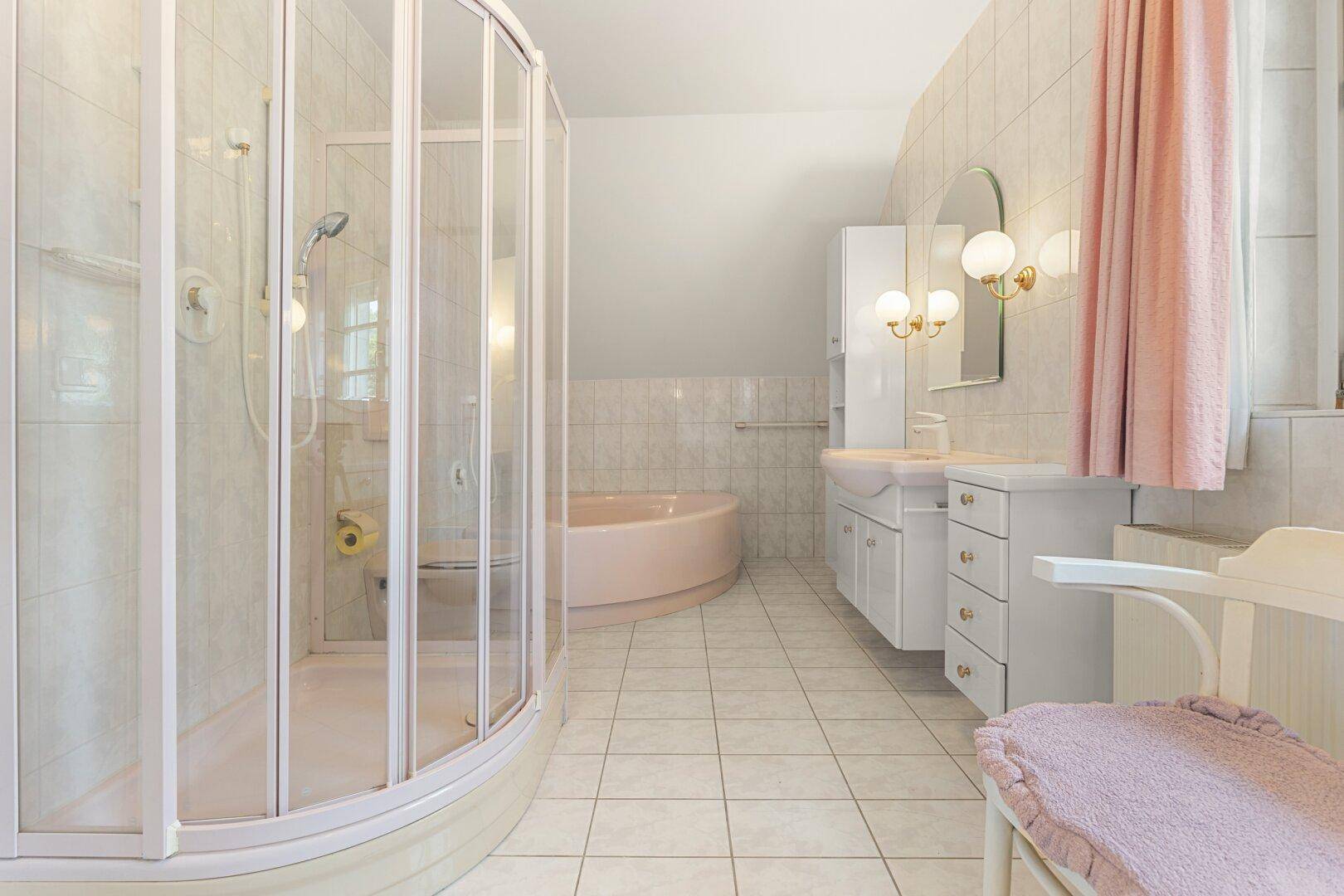 Badezimmer OG