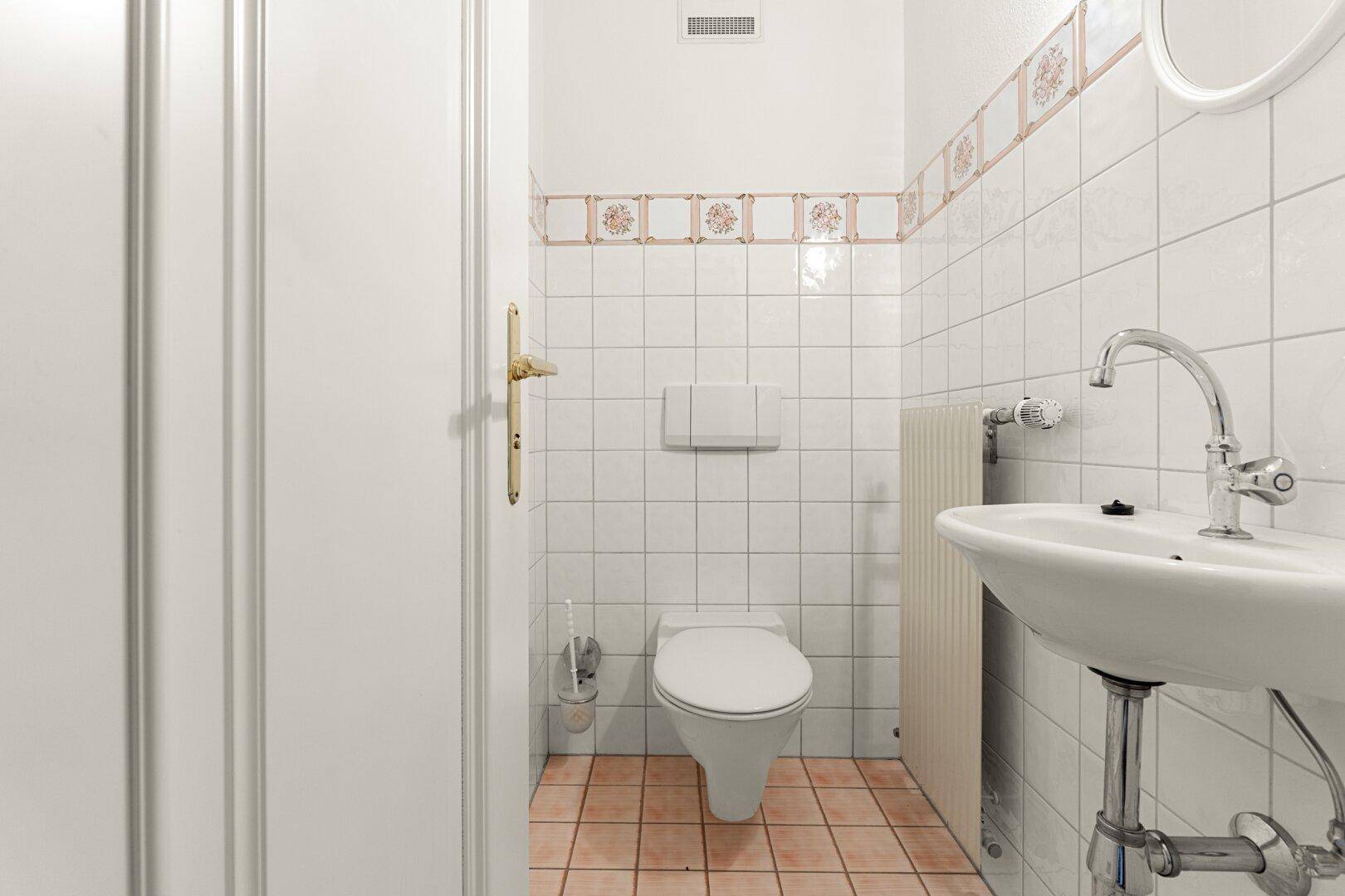 Gäste-Toilette EG