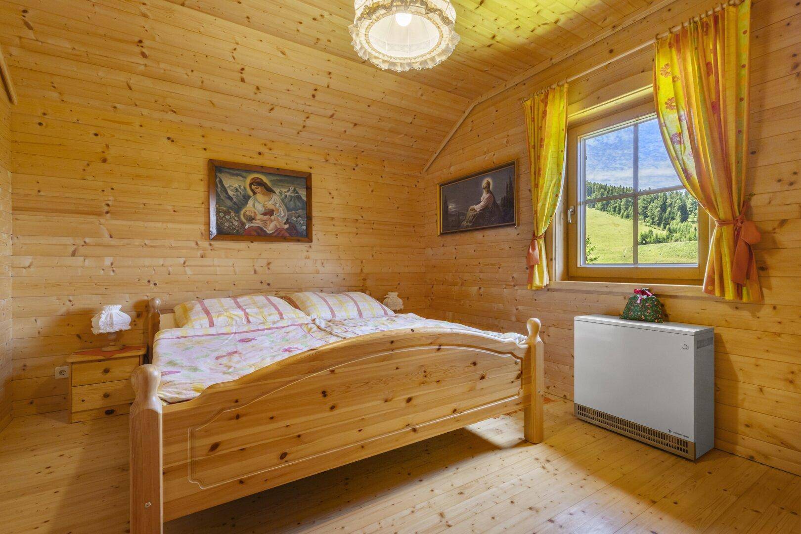 Schlafzimmer 2 OG