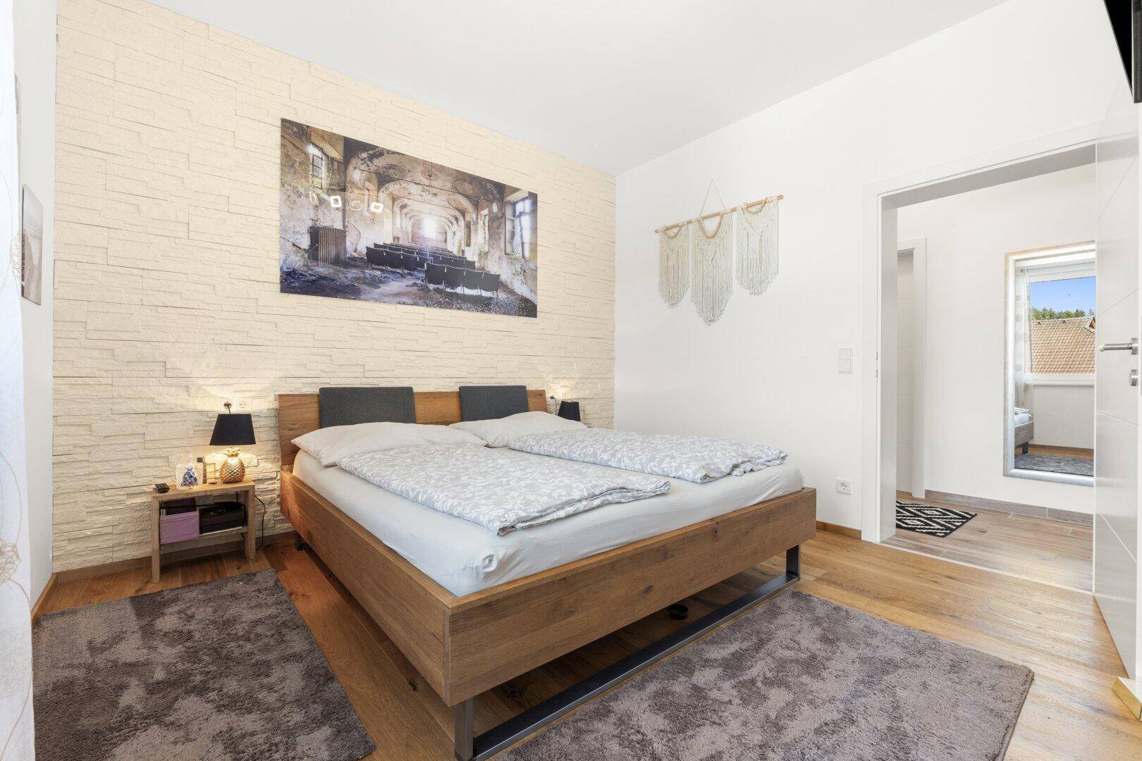 Schlafzimmer 1 OG