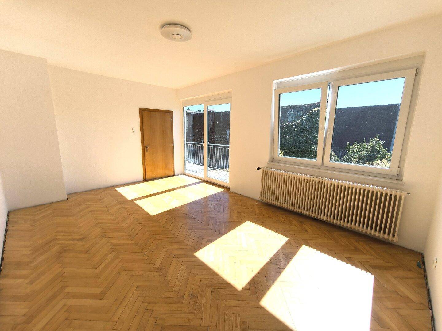 TOP 4 - Zimmer 3 mit Balkonzugang