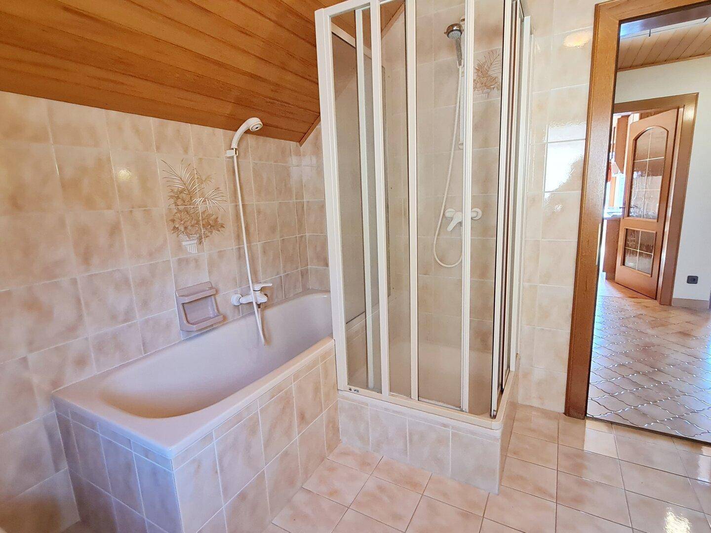 Badezimmer OG