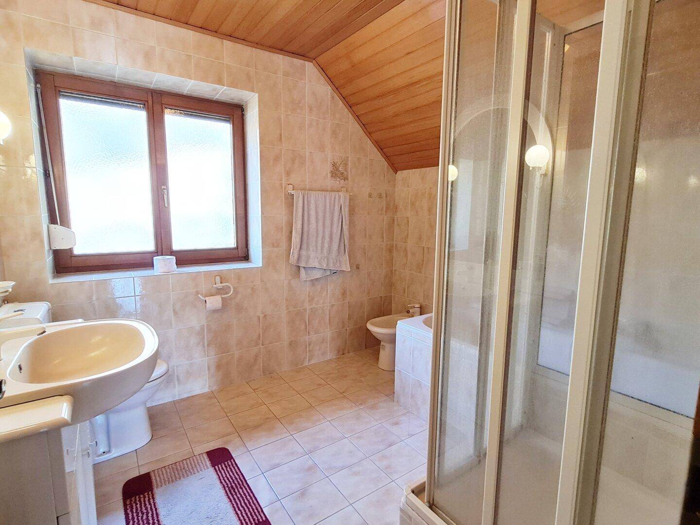 Badezimmer OG