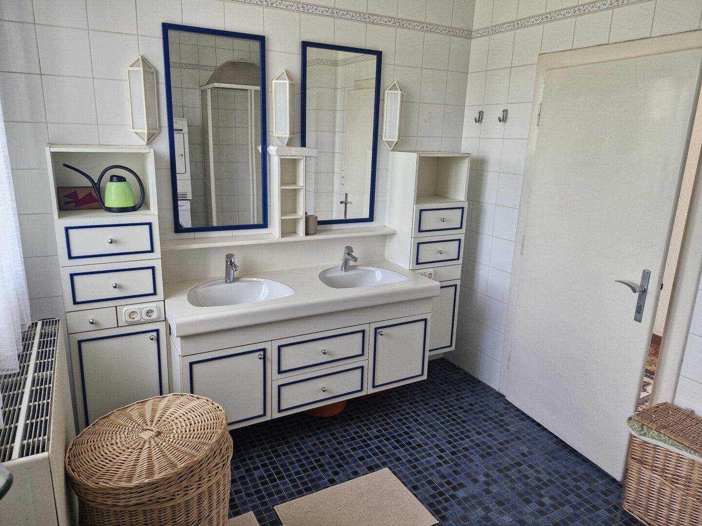 Badezimmer EG