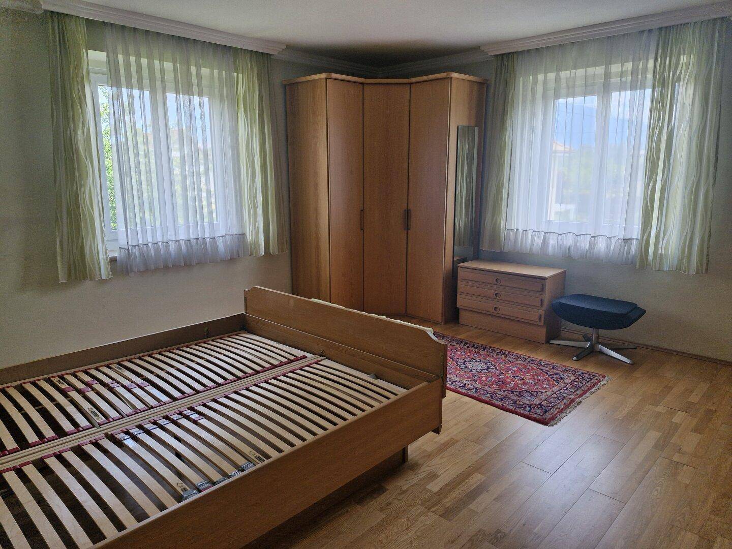 Schlafzimmer 1 OG