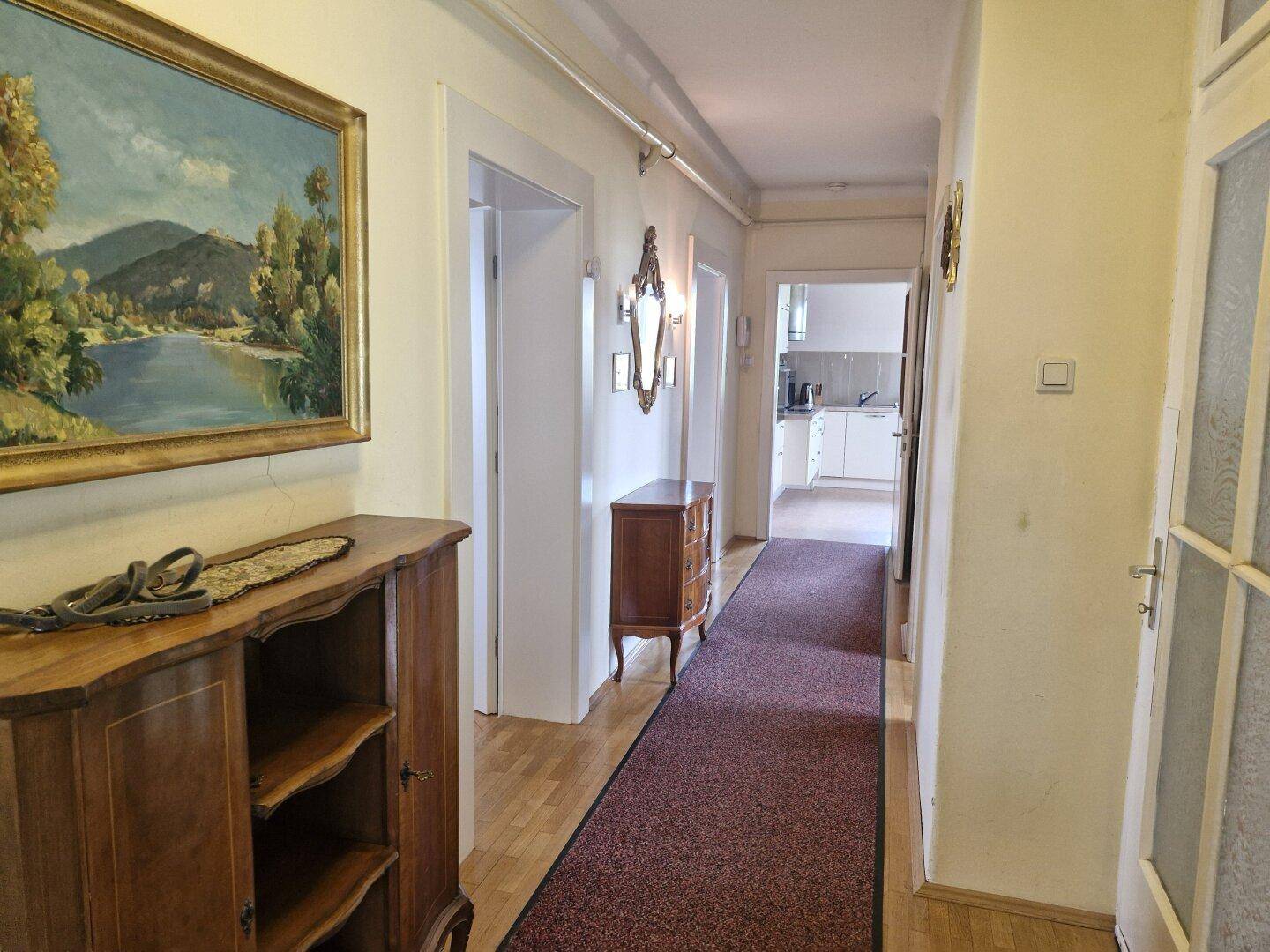 Vorzimmer OG