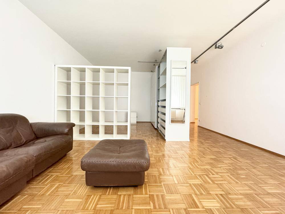 Großer Raum