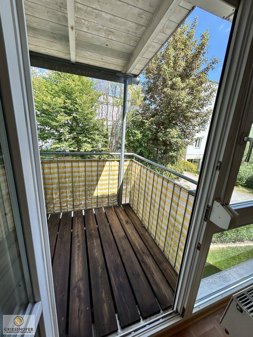 Balkon von der Wohnzimmerseite