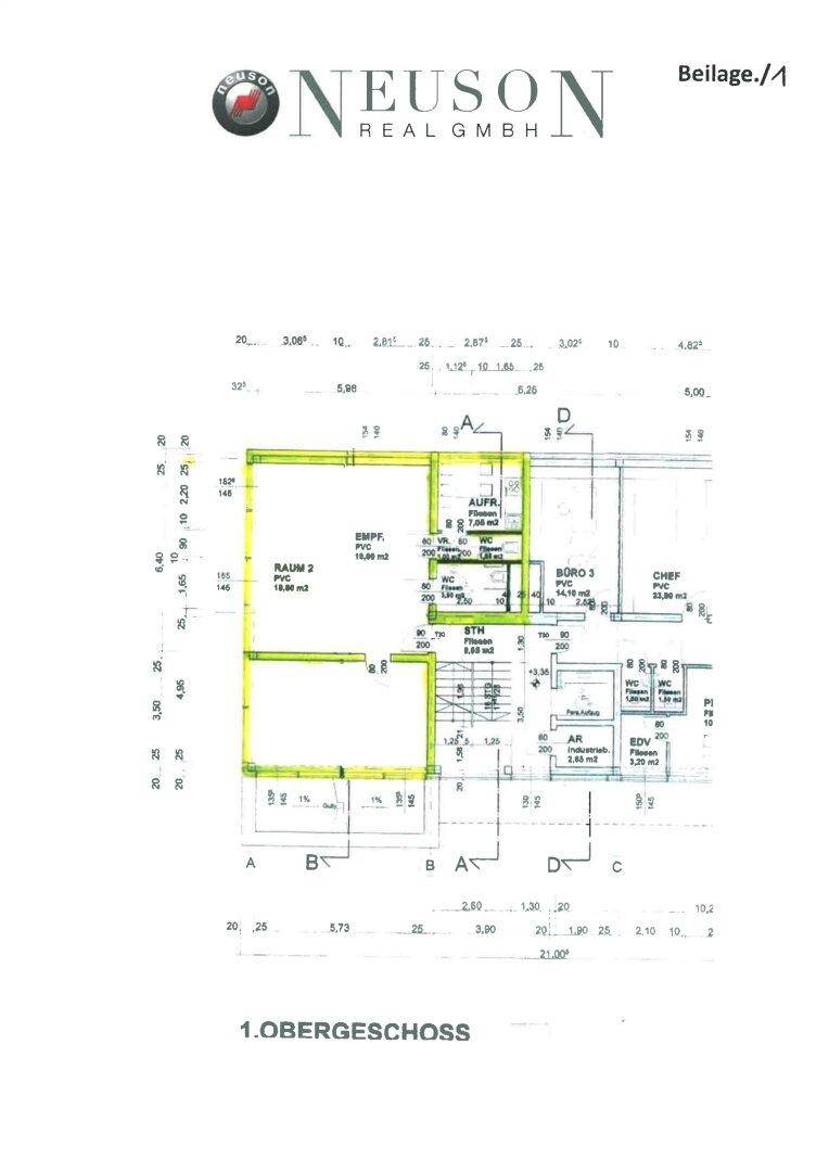 Grundriss des 1. Obergeschosses mit mehreren Büroräumen, Empfangsbereich und separater Toilette.