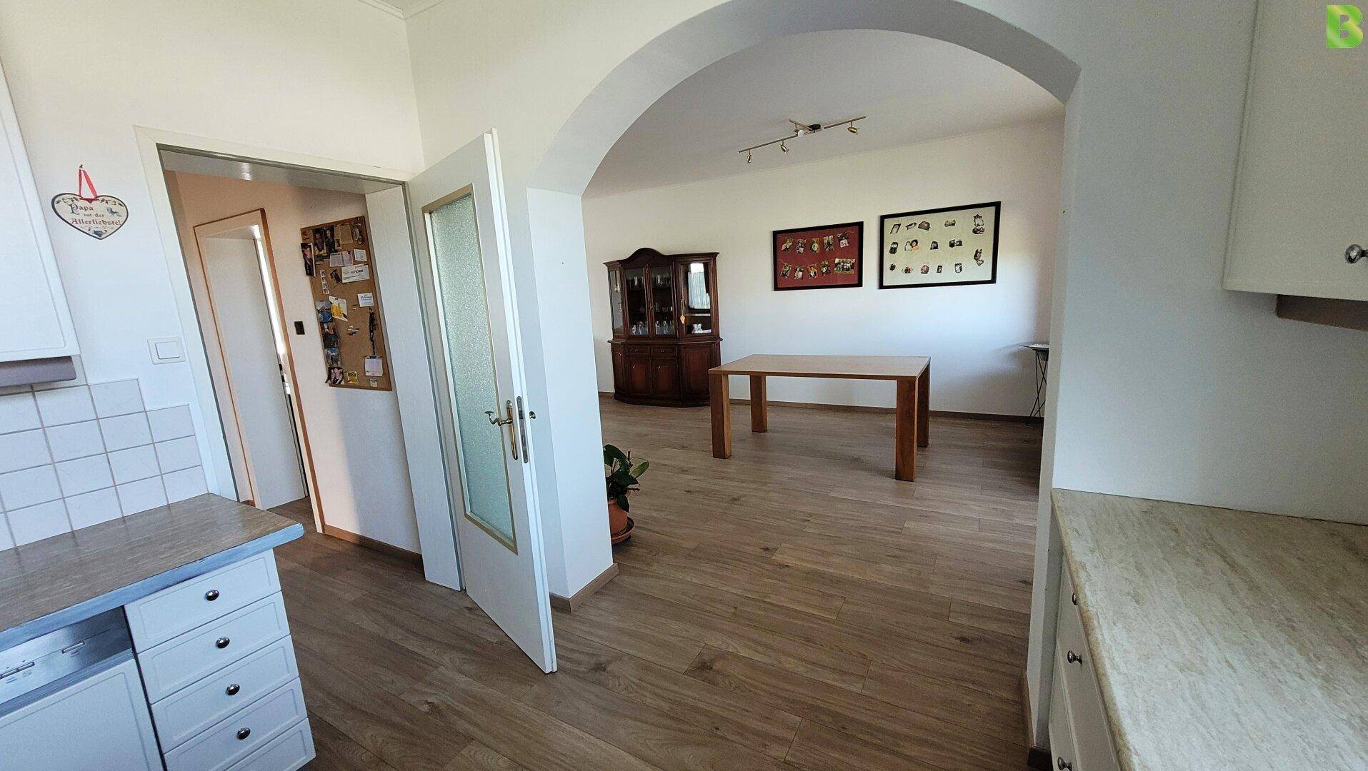 Küche Durchgang Ess-/Wohnzimmer