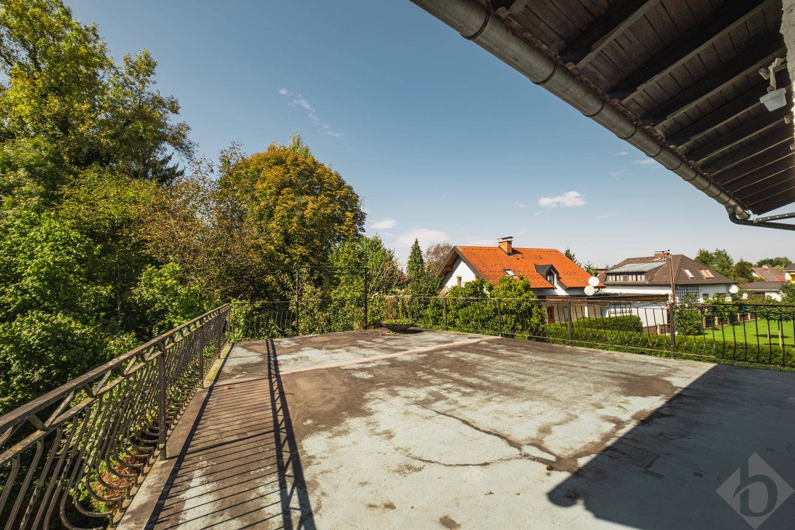 Südwestterrasse - zu Wohnfläche ausbaubar