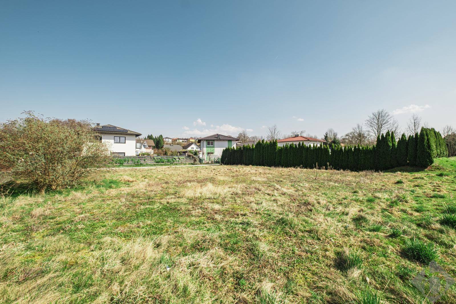 Sonniges Baulandgrundstück in Riedersbach - Ansicht 2