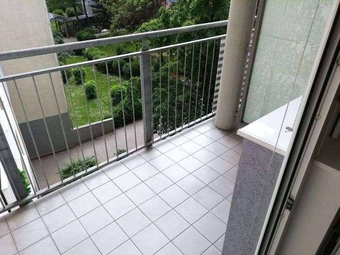 Süd-Balkon 4m² - Innenhof