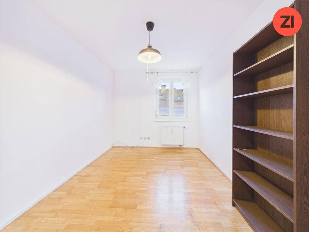 Schlafzimmer (2)