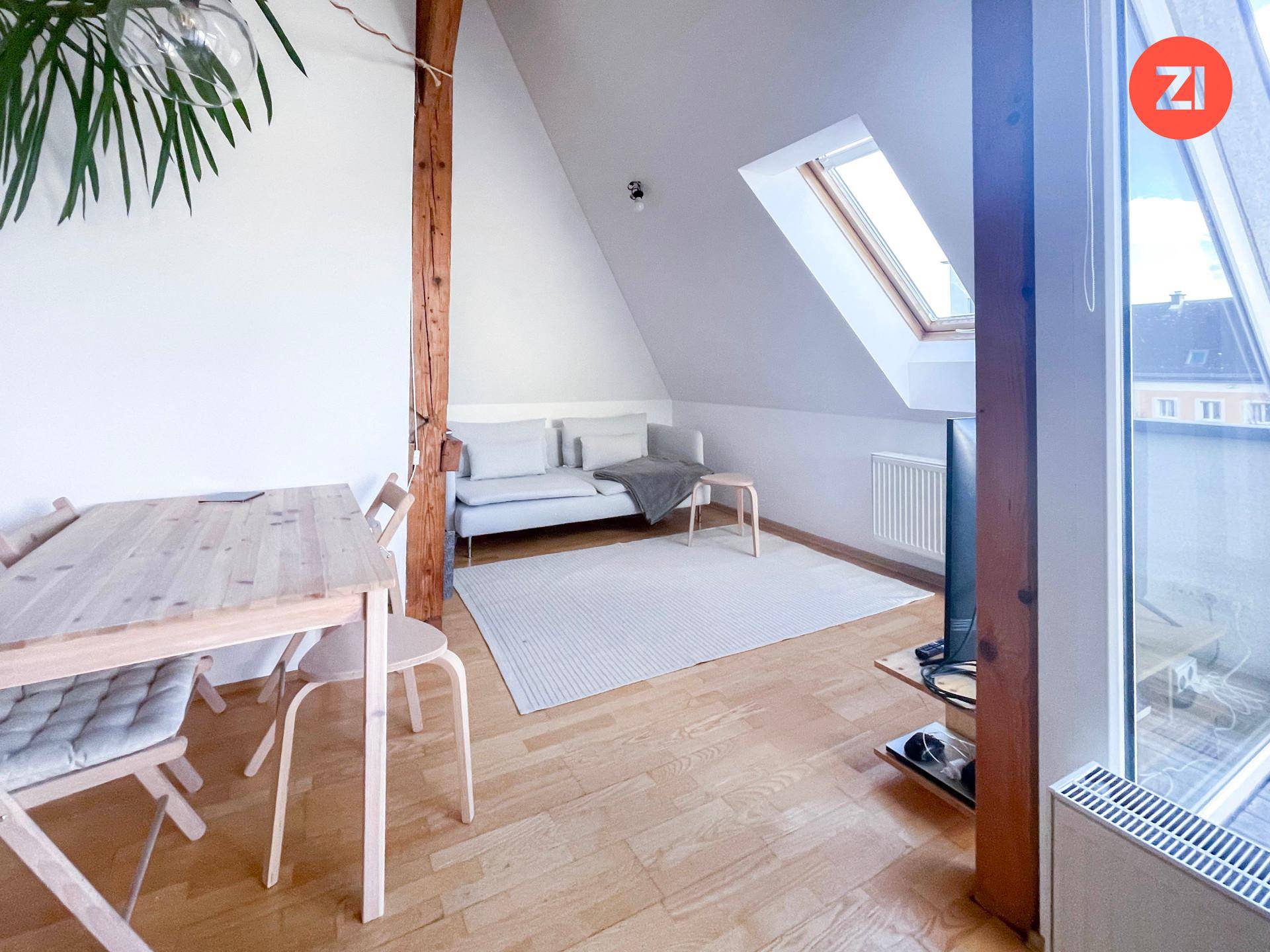 Schöne Dachgeschoss 3- Zimmer Wohnung in Urfahr – pohled 2