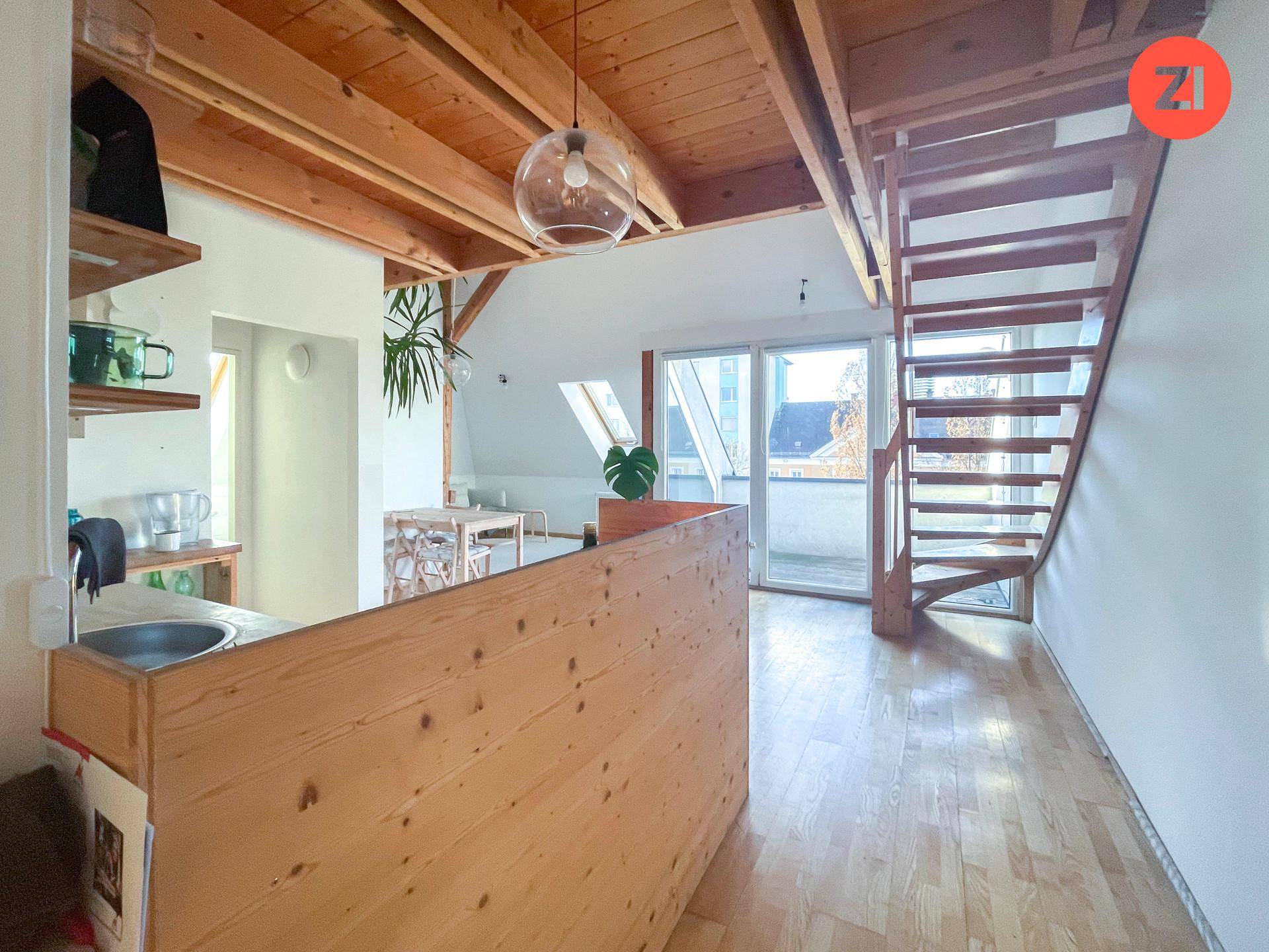 Schöne Dachgeschoss 3- Zimmer Wohnung in Urfahr – pohled 3