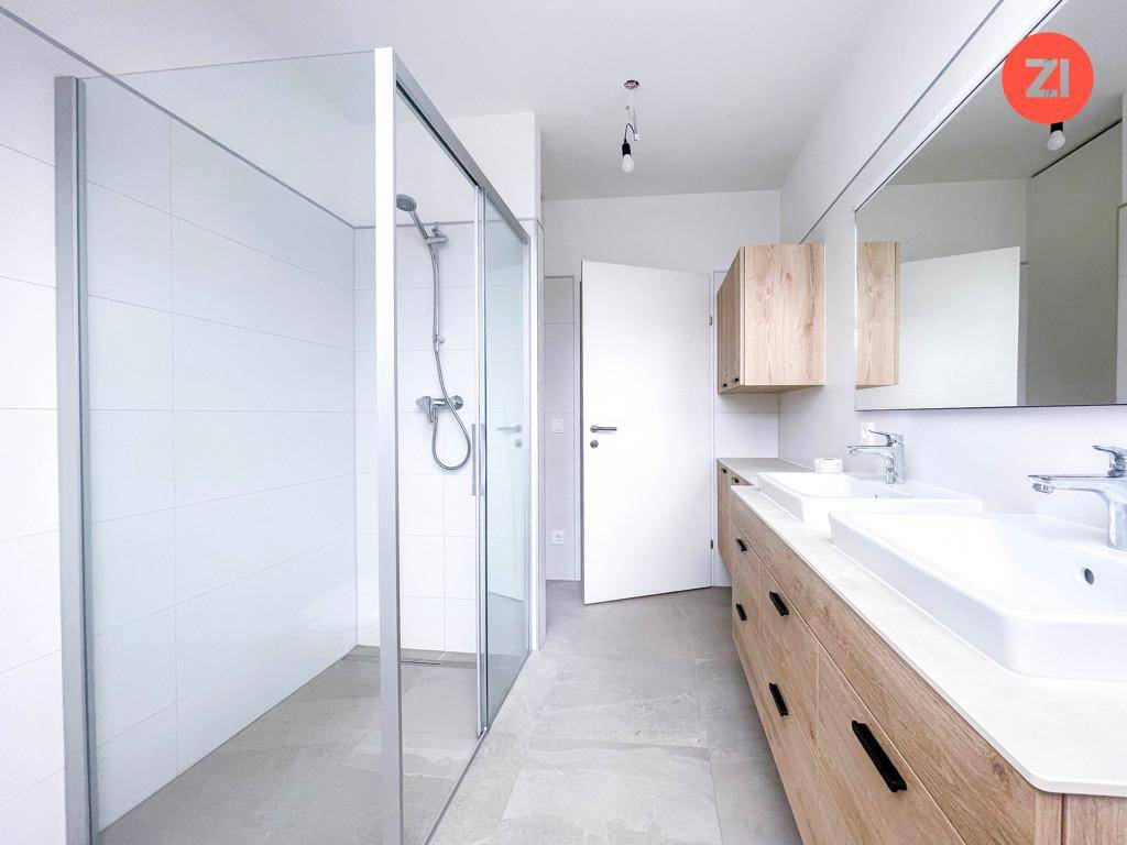 Badezimmer 1