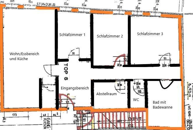 Detaillierter Grundriss mit drei Schlafzimmern, offenem Wohn-/Essbereich und separatem WC.