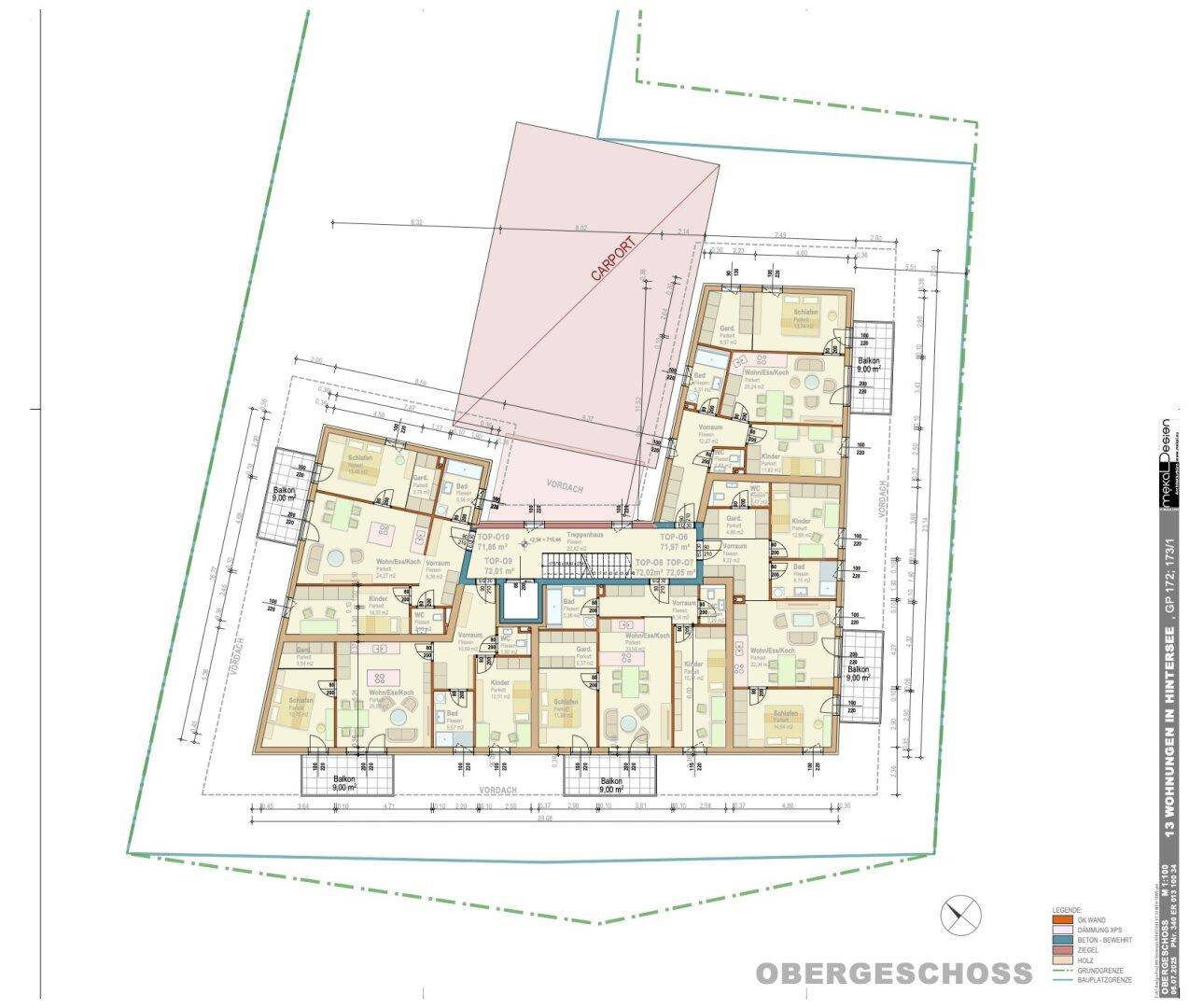 Grundriss des Obergeschosses mit mehreren Wohneinheiten, Terrassen und Carport-Bereich.