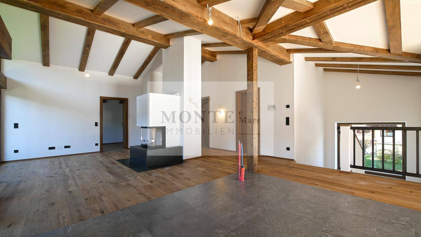 Exklusives Landhaus-Chalet – Naturidylle, alpiner Charme &amp; moderner Komfort vereint – pohled 3
