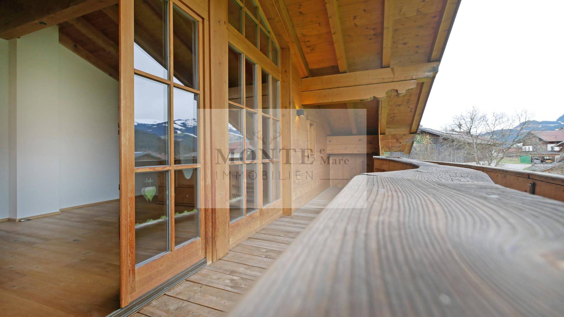 Balkon 1