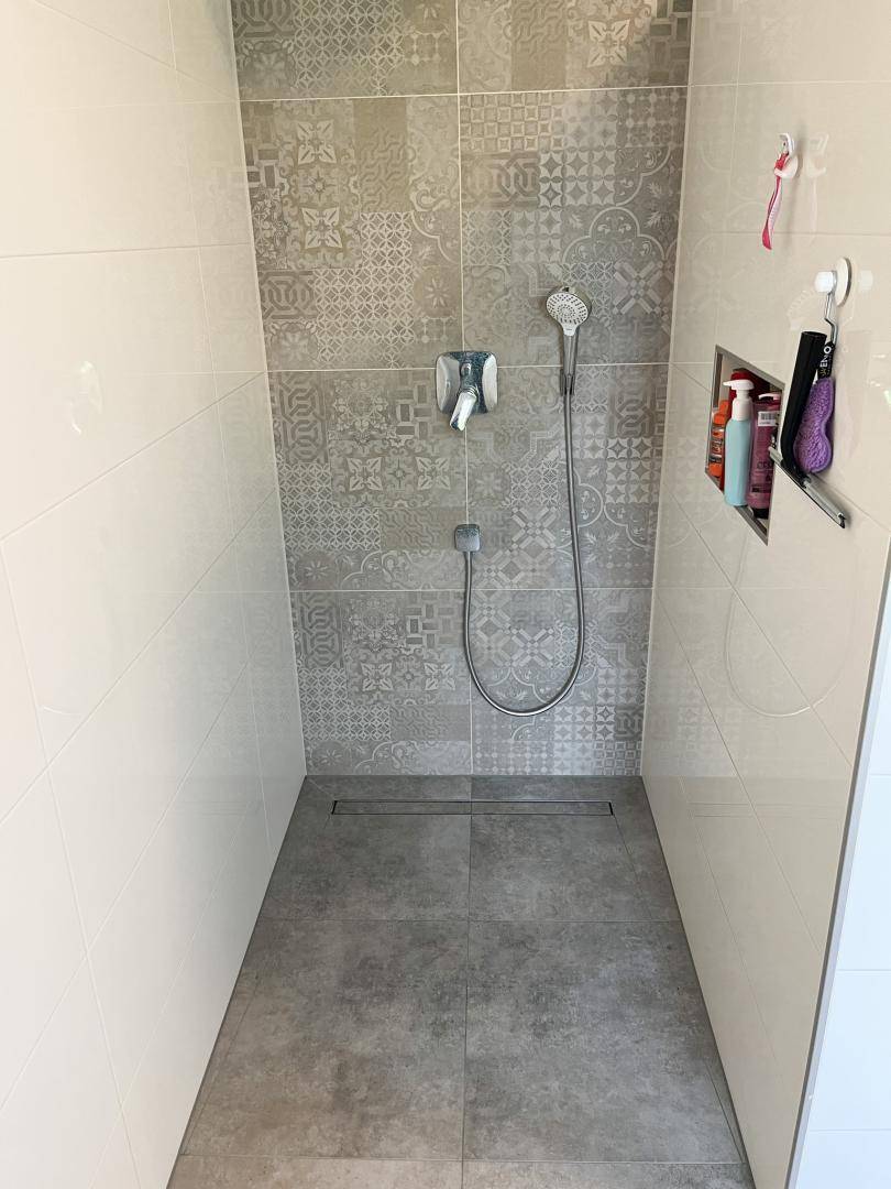 Bad mit dusche
