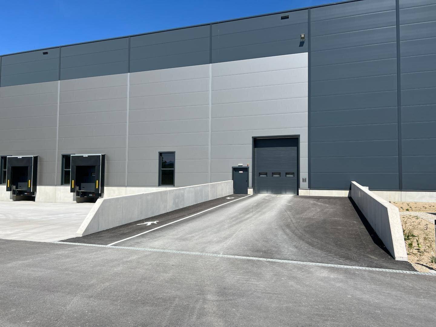 Top Lage Expansion direkt an der A1 / Laakirchen West! Industrie- / Gewerbehallen, Widmung B von ca. 2.350 - 4.700 m² Flächen im VGP Park Ehrenfeld zu vermieten - Schnellbezug möglich! - Ansicht 5