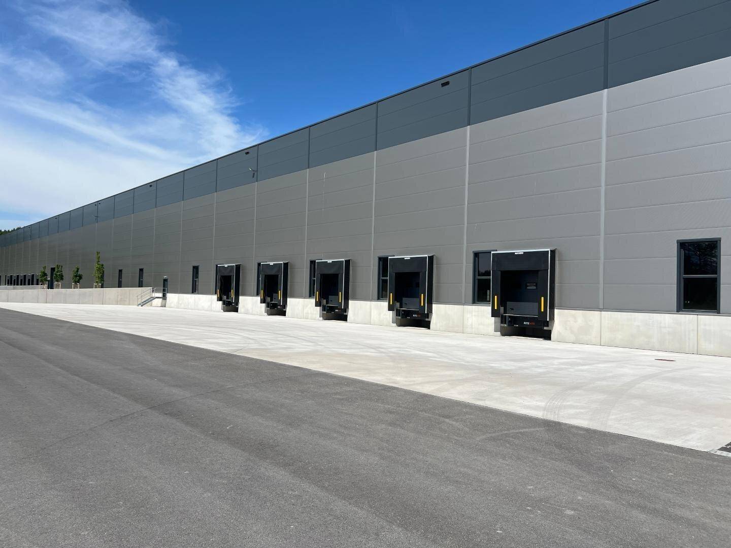 Top Lage Expansion direkt an der A1 / Laakirchen West! Industrie- / Gewerbehallen, Widmung B von ca. 2.350 - 4.700 m² Flächen im VGP Park Ehrenfeld zu vermieten - Schnellbezug möglich! - Ansicht 6