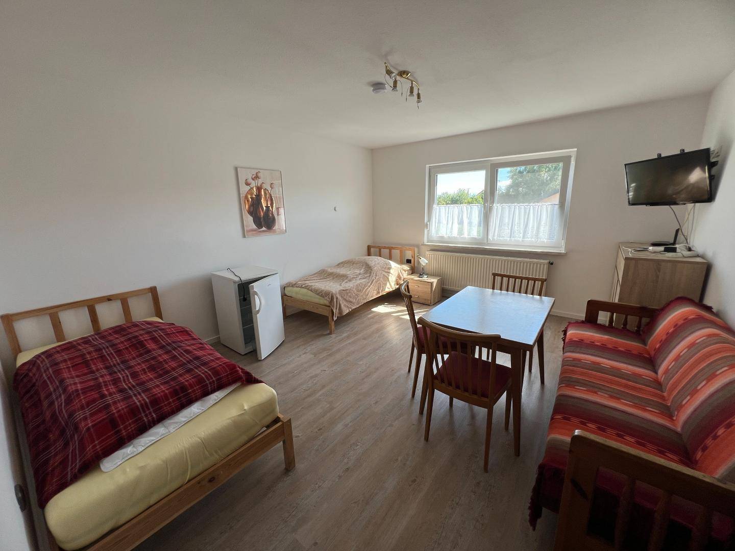 Zimmer 1 Wohnung 2