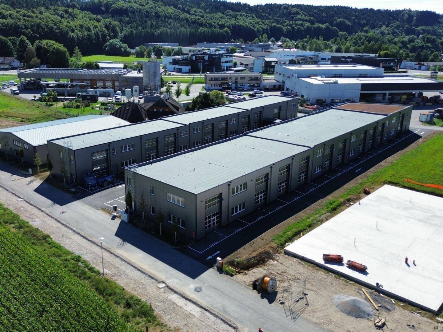 KURZZEITMIETE MÖGLICH! Betriebs-/ Produktions- oder Lagerhalle mit ca. 99 m² Fläche im Business Park Regau , 1A-Lage, Nähe A1 Westautobahn - SOFORTBEZUG (Top 05b) - Näkymä 4