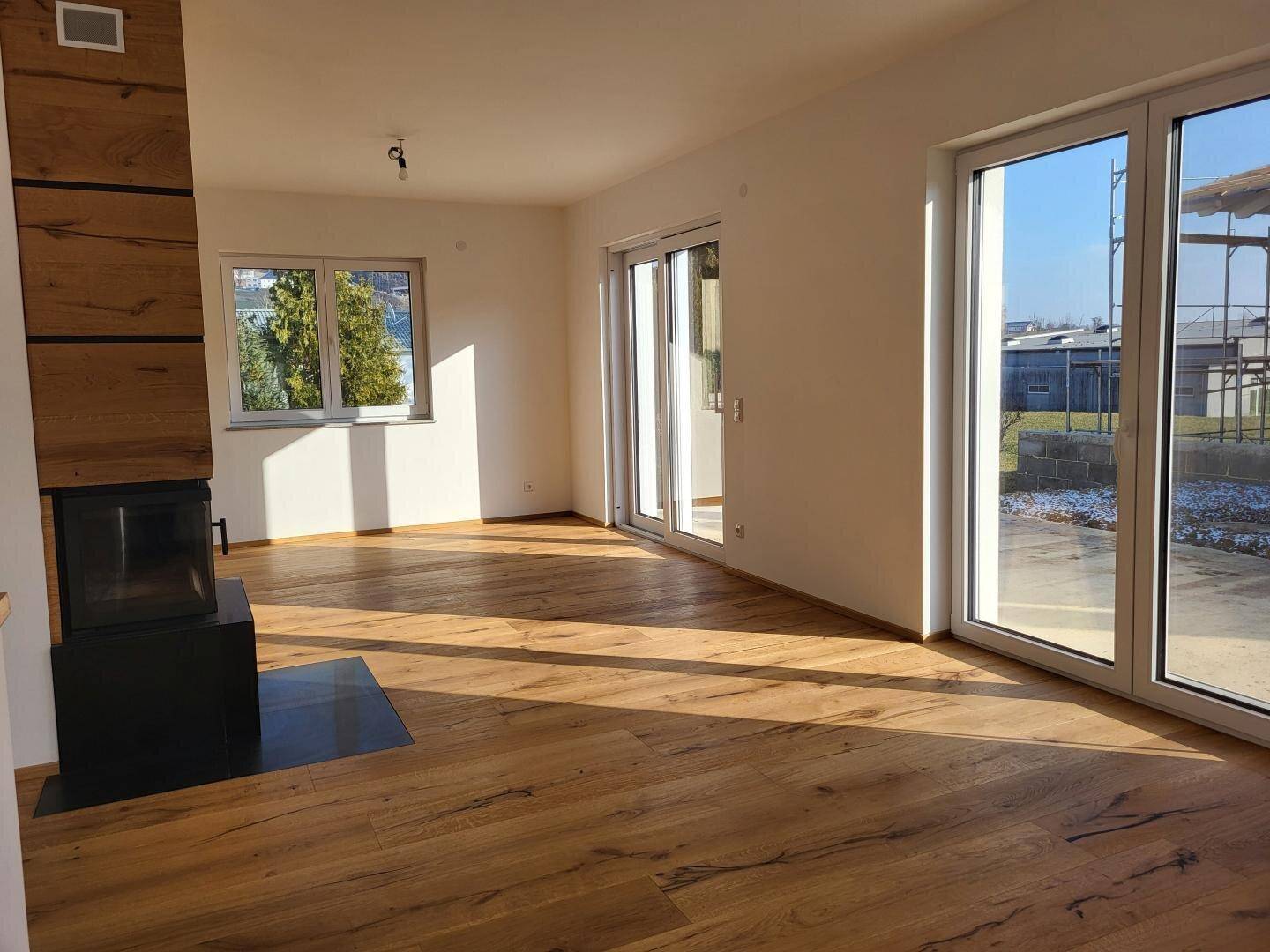 Jetzt mieten / Kaufoption! Traumhafter Barrierefreier Neubau Bungalow ca. 103 m² Wohnnutzfläche &amp; XL-Terrasse in Mühlweg / Ampflwang am Hausruck - Widok 6