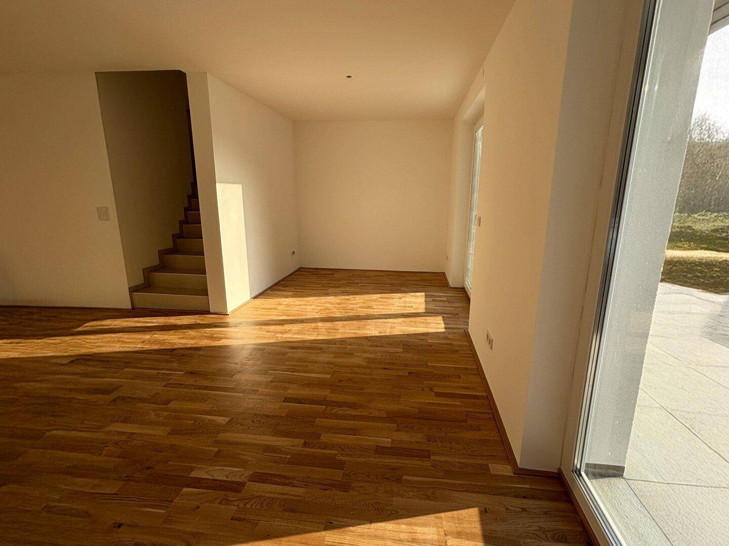 Leistbare Neubau Doppelhäuser 128 m², Kauf ab nur € 1.505,- /Monat, hohe Förderung fix 1,5%/10 J., Galerie, Dachterrasse, Eigengarten, Einzelgarage - Widok 3