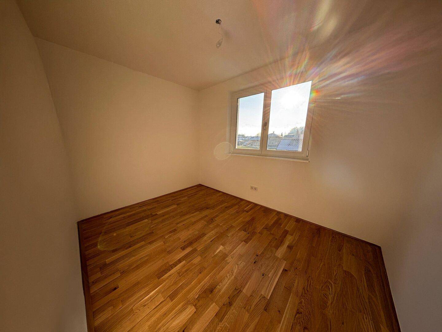 Leistbare Neubau Doppelhäuser 128 m², Kauf ab nur € 1.505,- /Monat, hohe Förderung fix 1,5%/10 J., Galerie, Dachterrasse, Eigengarten, Einzelgarage - Widok 4
