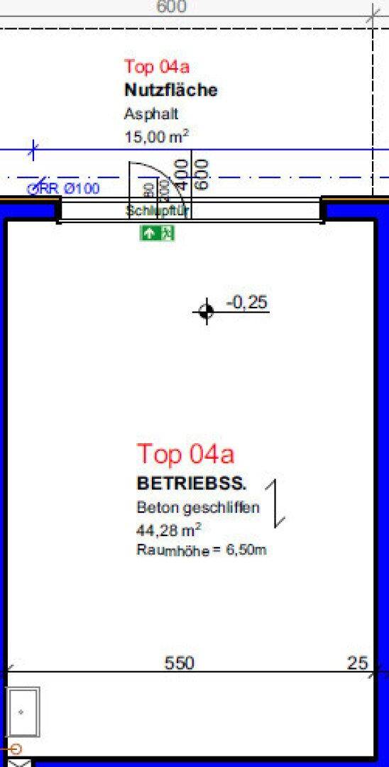 Grundriss einer Nutzfläche mit geschliffenem Betonboden und einer beeindruckenden Deckenhöhe von 6,50 Metern.