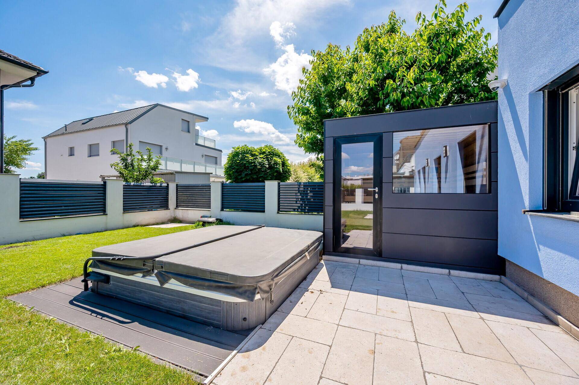 Ihr privates Wellnessrefugium – Stilvolles Einfamilienhaus mit Spa-Charakter - Mehr